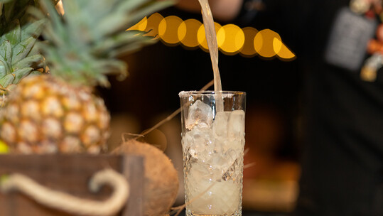 Τα TGI Fridays™ γιορτάζουν την άνοιξη και την έναρξη της Margarita MΑΥnia με δροσερές margaritas μόνο με 5€ όλο το Μάιο!