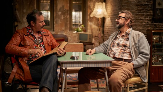 Ο «Αμερικάνικος Βούβαλος» του David Mamet, σε σκηνοθεσία Θανάση Σαράντου, επιστρέφει στο θέατρο «Φούρνος»