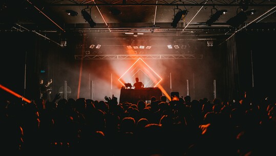 Επαναπροσδιορίζοντας τα πάρτυ your way