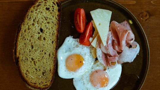 Lost Athens: Για brunch σε μία από τις πιο ζωντανές γειτονιές της Αθήνας