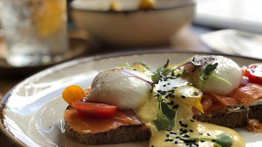 Sunset Fix & Brunch Fix από το Fixers Cafe