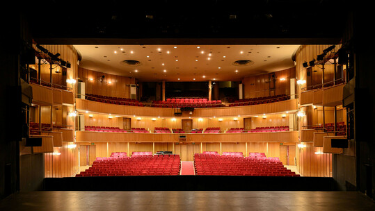 Θέατρο Ολύμπια: Ξεκίνησε η προπώληση εισιτηρίων για τη νέα σεζόν