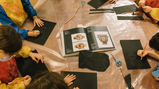 Mέχρι τις 22 Απριλίου ο 11ος Παιδικός Διαγωνισμός Ζωγραφικής του Μουσείου Κυκλαδικής Τέχνης με θέμα «Σημερινές Ιστορίες Αγγείων»