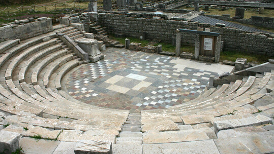 Το Μέγαρο Μουσικής Αθηνών στην Αρχαία Μεσσήνη με τον Λεωνίδα Καβάκο