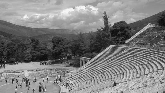 Κρατικό Θέατρο Βορείου Ελλάδος: «Πλούτος» του Αριστοφάνη στο Αρχείο Θέατρο Επιδαύρου