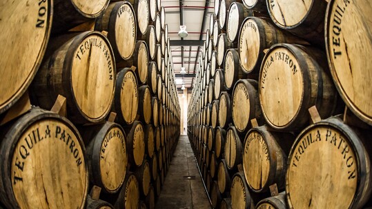 Η ιστορία της super premium tequila Patrόn