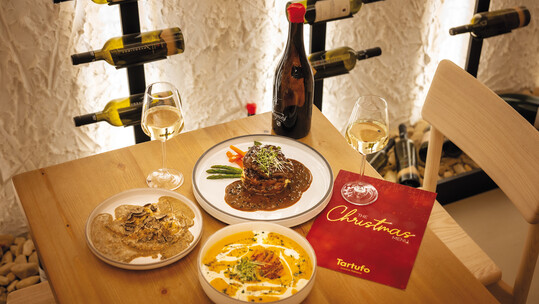 Tartufo: Γαστρονομικός προορισμός στην καρδιά της πόλης για αξέχαστες γιορτινές βραδιές