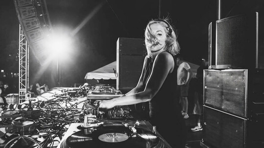 Η Ellen Allien ήταν καθηλωτική και πολύ προσωπική 