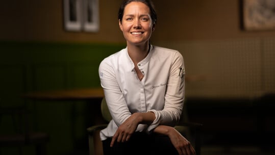 Η Jessica Rosval, μία από τις πιο σημαντικές προσωπικότητες της διεθνούς γαστρονομικής σκηνής, έρχεται στην Αθήνα.