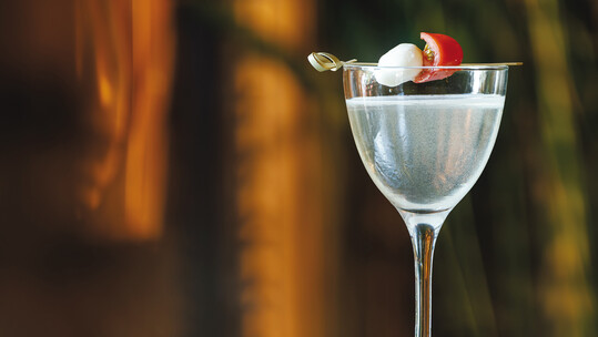 Libertine Drinkery: Ένα all-day στέκι που σε καλεί να ζεις ως Libertine