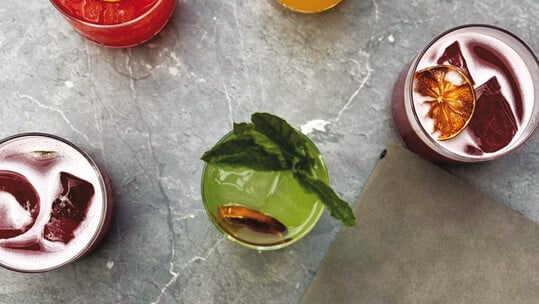 Morenita All day Bar: All-day χαρούμενη ατμόσφαιρα που ταιριάζει με τα vibes του Ψυρρή