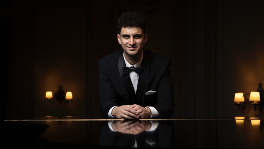 Αλέξανδρος Κυριακόπουλος: Ένας υποσχόμενος Έλληνας πιανίστας με διεθνή απήχηση