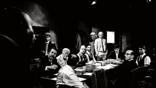 «Οι 12 ένορκοι» επιστρέφουν στο Θέατρο Αλκμήνη για 11η χρονιά