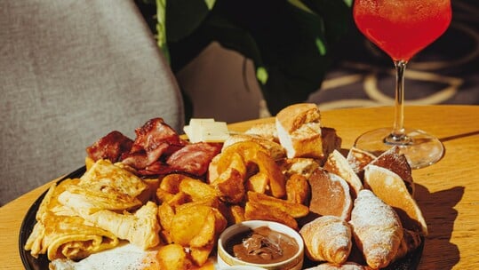 Méra day & night All-day προορισμός που δίνει νέο νόημα στη μέρα σου