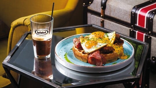 WallStreet Athens: Εδώ η καθημερινότητα αποκτά άλλους ρυθμούς