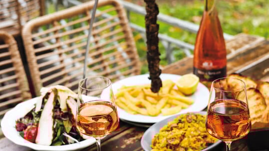 Κυβέλη: Εδώ και δέκα χρόνια εξελίσσει την ελληνική γευστική παράδοση