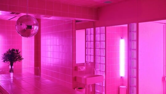 Dont be a dick, Μουσικό Καφενείο & Fraoú: Τα τρία αγαπημένα στέκια της Φειδίου κάνουν takeover