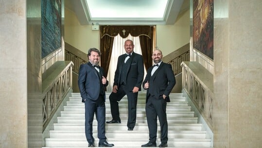 Οι Τρεις Έλληνες Τενόροι υποδέχονται το 2026 με μια λαμπερή Πρωτοχρονιάτικη συναυλία