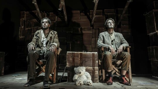 Το Θέατρο ΜΕΤΣ συστήνεται με δύο έργα για τη μοναξιά και την ανθρώπινη απομόνωση