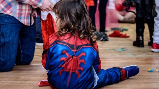 Απόκριες στο ΦΟΥΓΑΡΟ με γιορτινό πρόγραμμα για μικρούς και μεγάλους