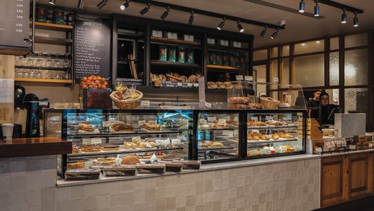 Le Pain Quotidien: Brunch με χειροποίητο ψωμί και βιολογικές πρώτες ύλες