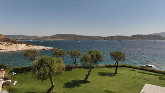 Η FOR303 παρουσιάζει το αθηναϊκό ντεμπούτο της MAGNIFIK