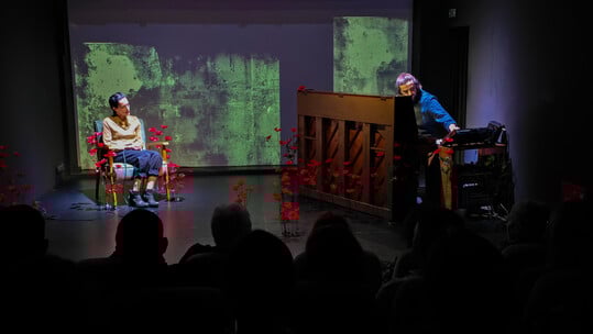 Χριστίνα Μαξούρη: «Τραγούδια για τον πόνο του ανθρώπου και των πραγμάτων» 