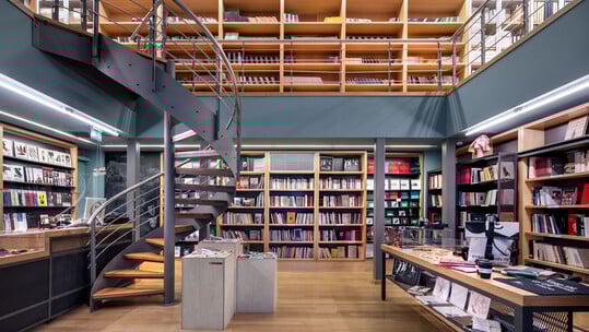 BAZAAR έως 70% στο Πωλητήριο του Εθνικού Θεάτρου