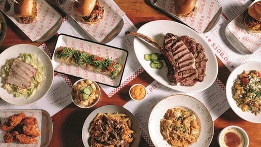 Po’ Boys BBQ: Καπνιστές ιστορίες από τον Νότο της Αμερικής στο κέντρο της Αθήνας
