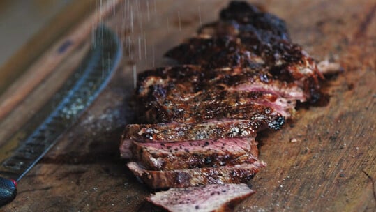 Burnt Bone: Ένα steakhouse με fusion επιρροές