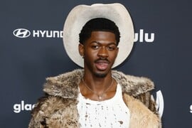 Συνελήφθη o ράπερ Lil Nas X αφού περιφερόταν στους δρόμους του Λος Άντζελες με τα εσώρουχα