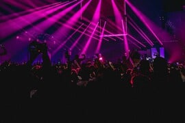 ΠΕΡΙΣΤΕΡΙ ΑΝΗΛΙΚΟΙ ΑΛΚΟΟΛ