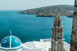 Ποιο ελληνικό νησί εξυμνούν διεθνή ΜΜΕ ως «λαμπρό παράδειγμα αλλαγής»