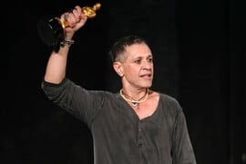 Αιμίλιος Χειλάκης: «Ηθοποιός από τις “Άγριες Μέλισσες” είπε να μην συμμετέχω γιατί ήμουν φίλος του Λιγνάδη»