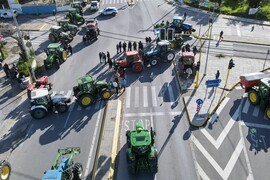 ΑΓΡΟΤΕΣ ΜΠΛΟΚΑ ΚΥΒΕΡΝΗΣΗ