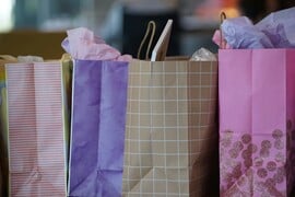 ΚΑΤΑΣΤΗΜΑΤΑ ΑΝΟΙΧΤΑ ΠΟΤΕ