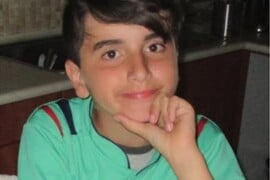 ΜΑΡΙΟΣ 11ΧΡΟΝΟΣ ΜΕΝΙΔΙ ΔΙΚΗ ΓΟΝΕΙΣ