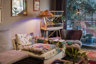 Μια μπουχάρα φέρνει χαρά 