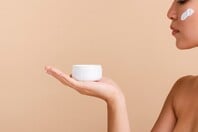 O FDA ανακαλεί γνωστές κρέμες για την ακμή