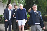 Σαράντα άνδρες κατηγορούν το πρώην αφεντικό της Abercrombie για κακοποίηση: «Θέλεις την καμπάνια ή όχι;»