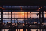 Τρεις χώρες της Ευρώπης προειδοποιούν τα ΛΟΑΤΚΙ+ άτομα να είναι προσεκτικά όταν ταξιδεύουν στις ΗΠΑ