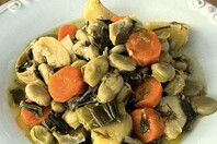 Τι να μαγειρέψεις με τα χλωρά σκόρδα τώρα που είναι η (σύντομη) εποχή τους