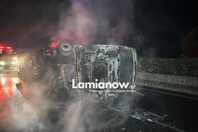 Τροχαίο στην Εθνική οδό Αθηνών-Λαμίας: Νεκρός οδηγός νταλίκας έπειτα από φωτιά στο όχημα 