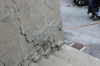 Βούτες Ηρακλείου: Καθηγητής Γεωλογίας εξηγεί τι συμβαίνει - «Για εμένα δεν πρόκειται για ρήγματα»