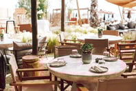 The C-Beach Restaurant: Η γεύση του καλοκαιριού στην αθηναϊκή ριβιέρα