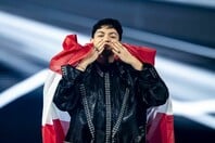 Eurovision: Γλυκόπικρη η νίκη του JJ για την Αυστρία - «Θα φέρει και τη βαλίτσα με τα λεφτά» λέει ο ORF