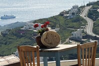 Δύο Χωριά: Μια ελληνική ταβέρνα με φαγητό που θρέφει σώμα και ψυχή