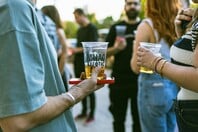  «Ό,τι είναι τώρα» party: Ο Μηλοκλέφτης ανεβαίνει Βριλήσσια για ένα pop up γεμάτο εκπλήξεις
