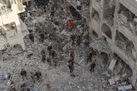 Εικόνες καταστροφής στο Ισραήλ: 10 φωτογραφίες από την επίθεση του Ιράν