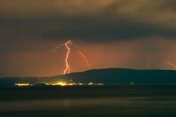 Καιρός - Κολυδάς: Οι περιοχές που αναμένονται ισχυρές καταιγίδες και κεραυνοί την Παρασκευή 